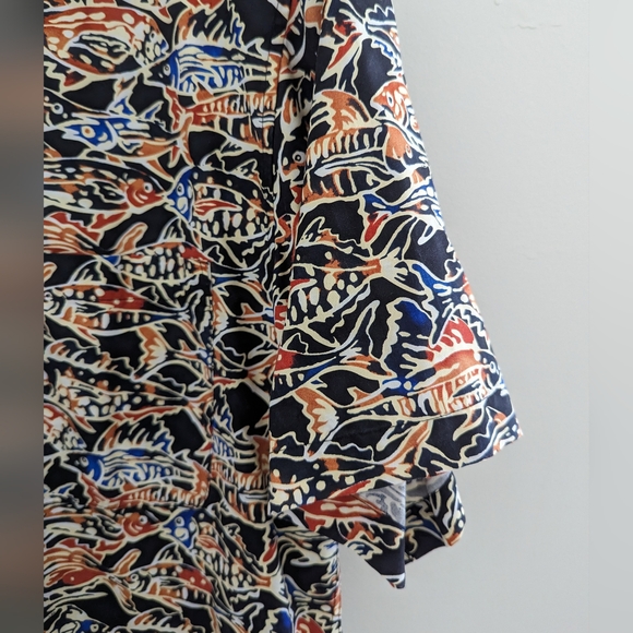 NEW Pure Silk Fish Pattern Hawaiian Shirt JOS A. BANK MEN'S M Wick Batik Style - Picture 13 of 13